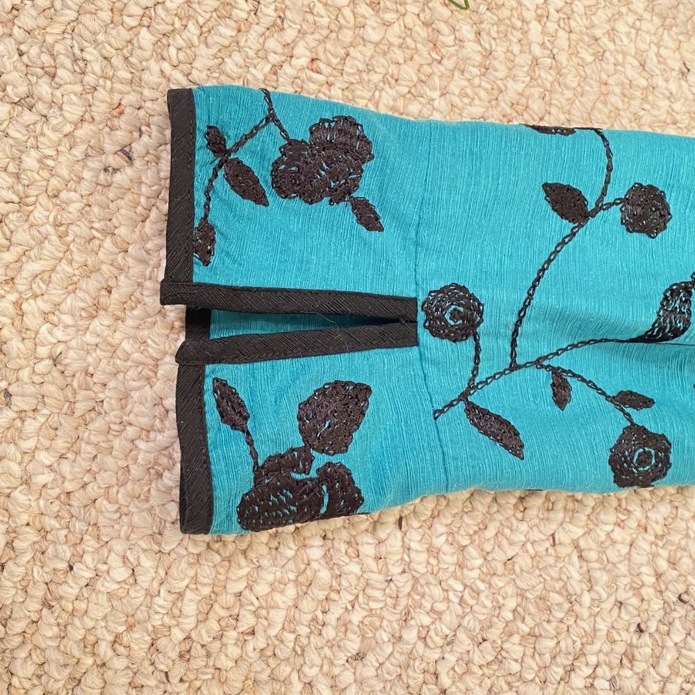 Teal Ladies Blazer -- 100% Silk - Picture 13 of 16